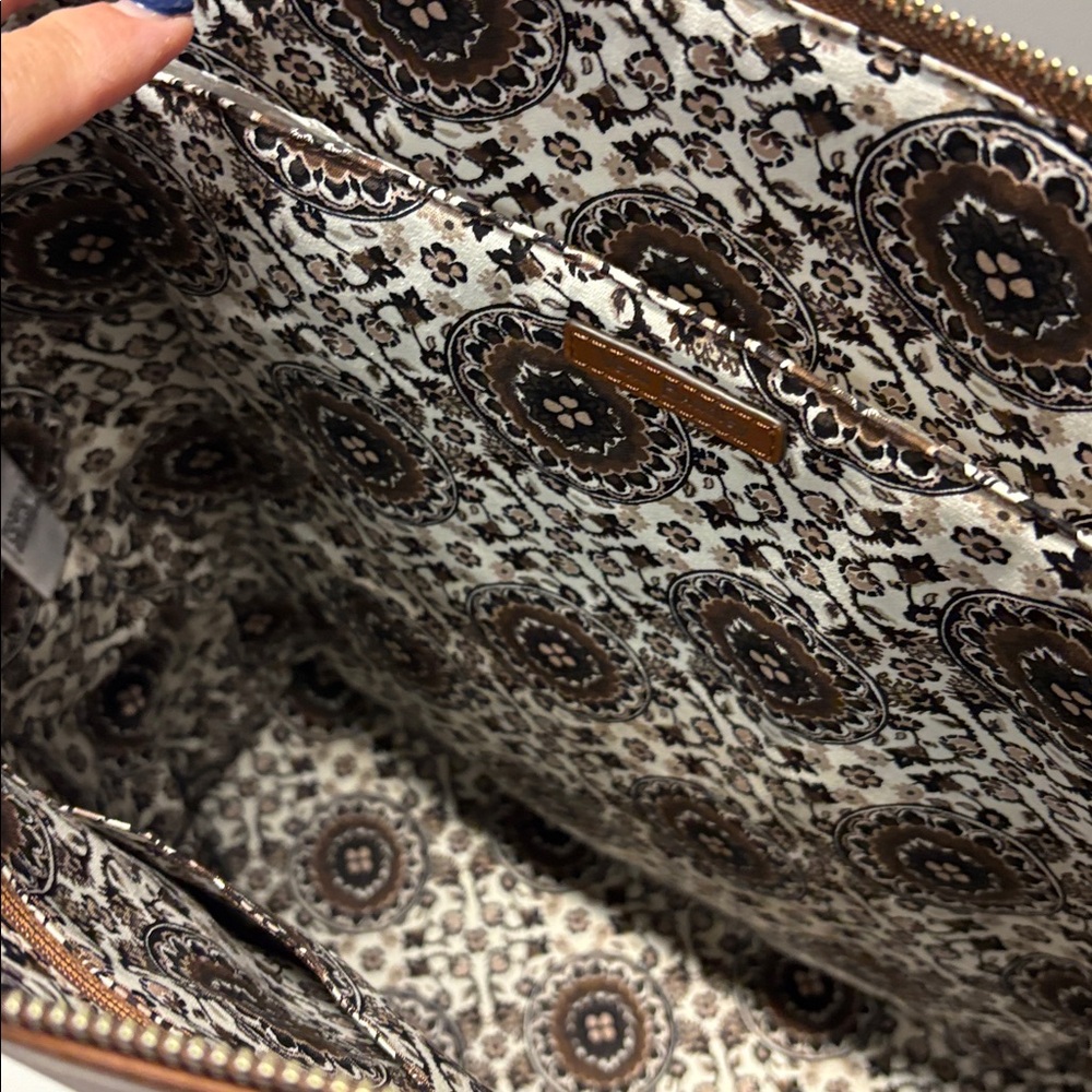 Vera Bradley Tan Quilted Tote Bag - Picture 5 of 6